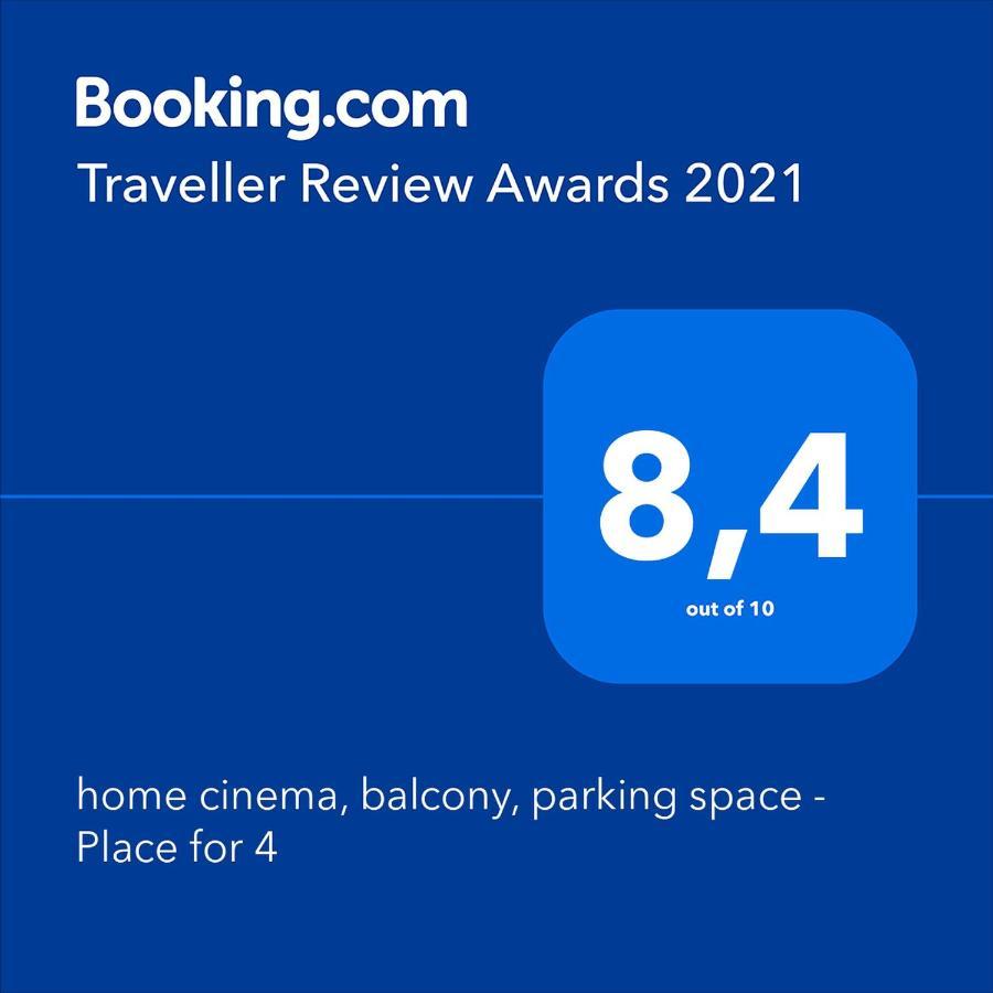 Home Cinema, Parking Space ヴュルツブルク エクステリア 写真